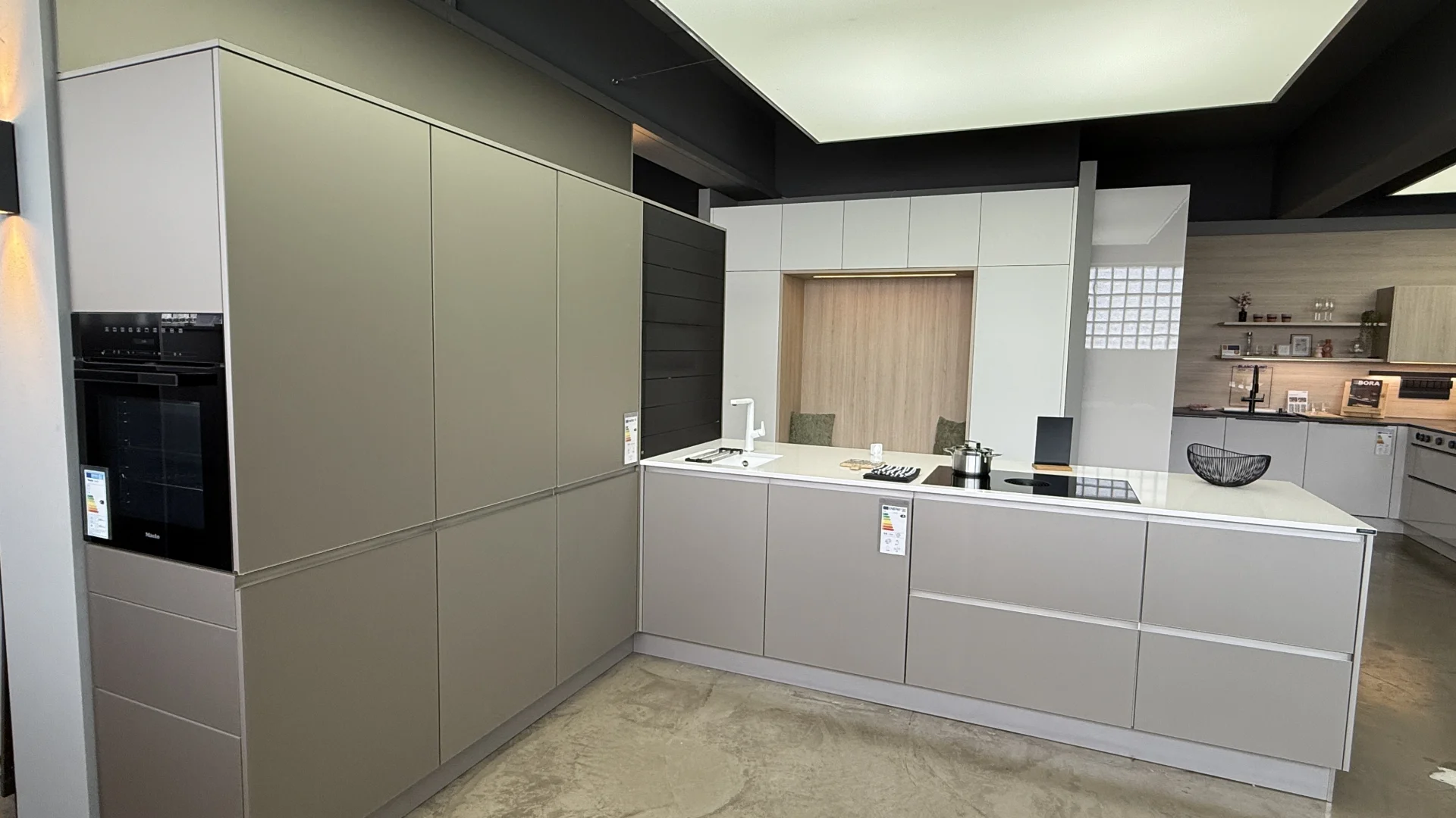 SANDGRAU METALLIC