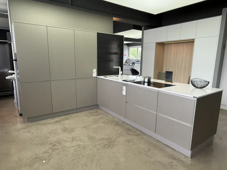 SANDGRAU METALLIC