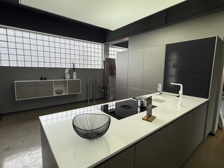 SANDGRAU METALLIC